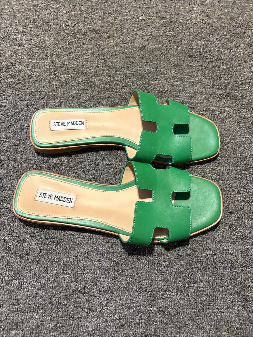 Steve Madden Hadyn flat slide sandals - Picture 2 of 5